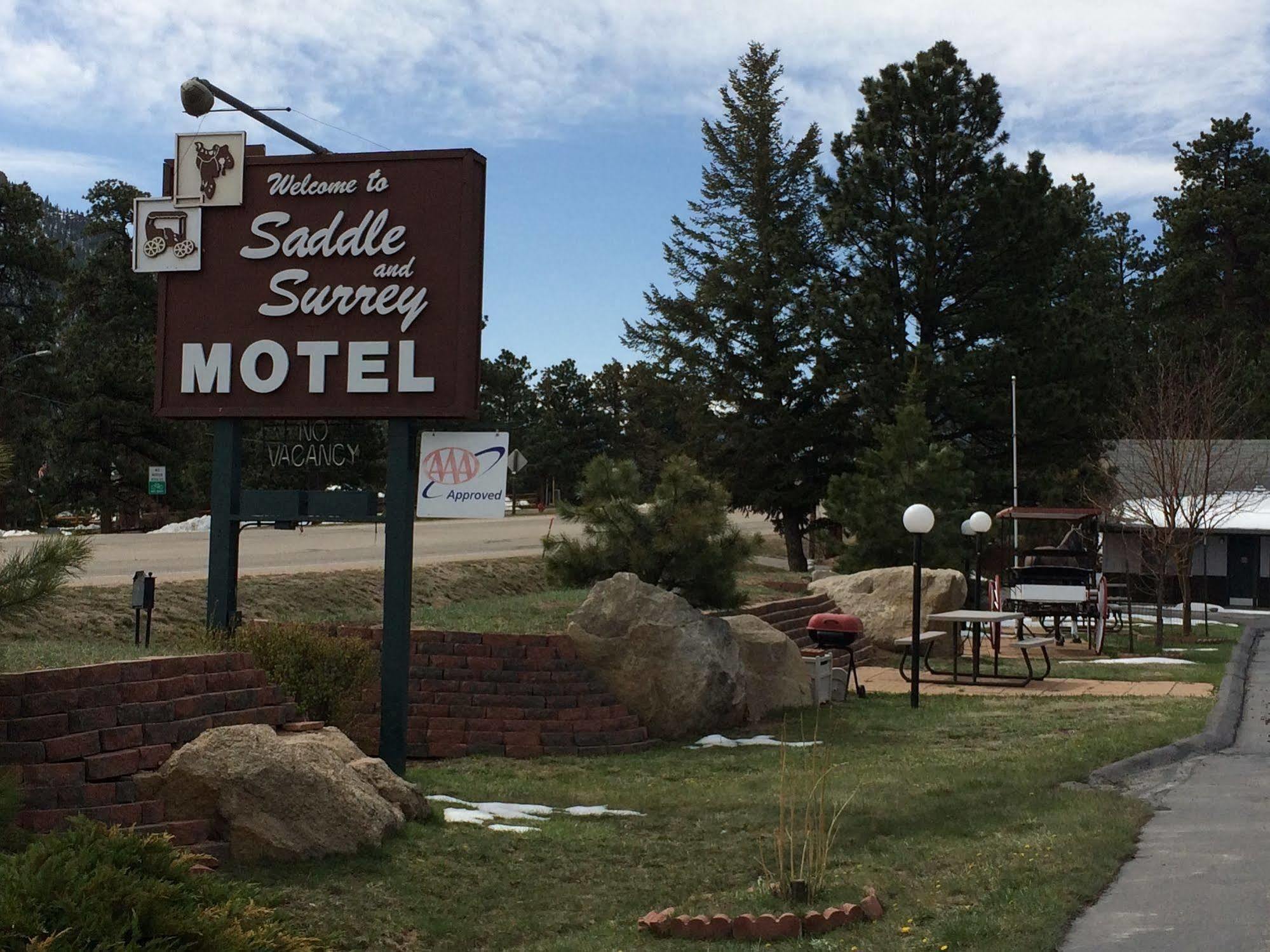 Saddle & Surrey Motel เอสเทสพาร์ค ภายนอก รูปภาพ